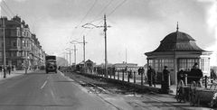 Grand-Parade-looking-East-along-Eversfield-Place-removing-the-old-tram-rails.-1935.